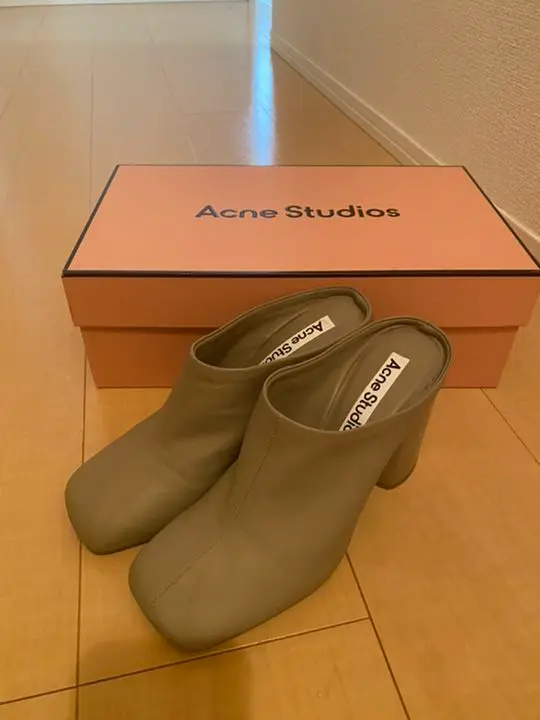 2025年最新】Acne Studios ミュールの人気アイテム - メルカリ