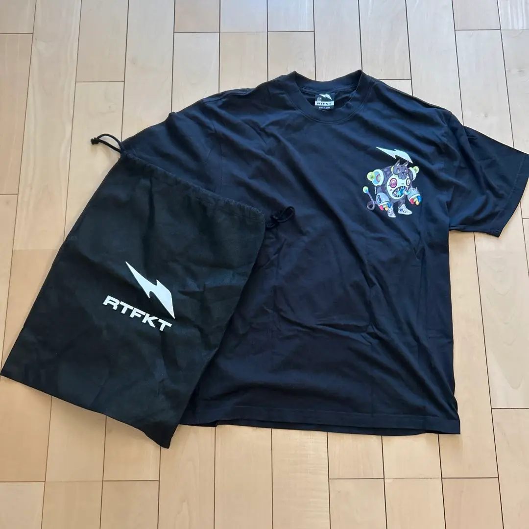 Amazon.co.jp: Tシャツ2枚GEISAI RTFKT 村上隆 ポスター 会場
