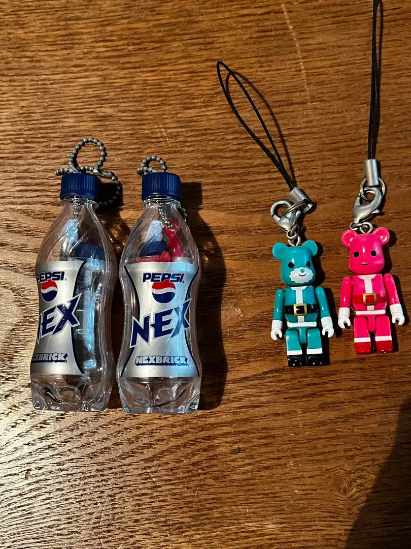 BE@RBRICK - BE@RBRICK ベアブリック　ペプシ　エイプ　キーホルダー　フィギュア　レア BE@RBRICK - BE@RBRICK ベアブリック ペプシ エイプ
