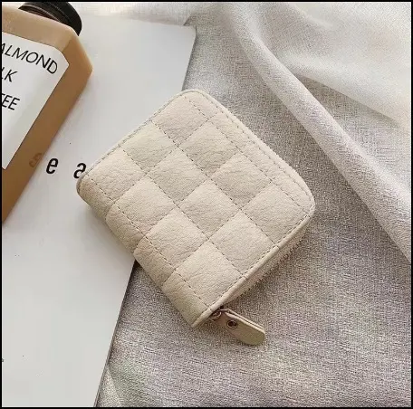 Thumbnail of Women's Wallet Bi-fold Off-White Mini Wallet Quilting