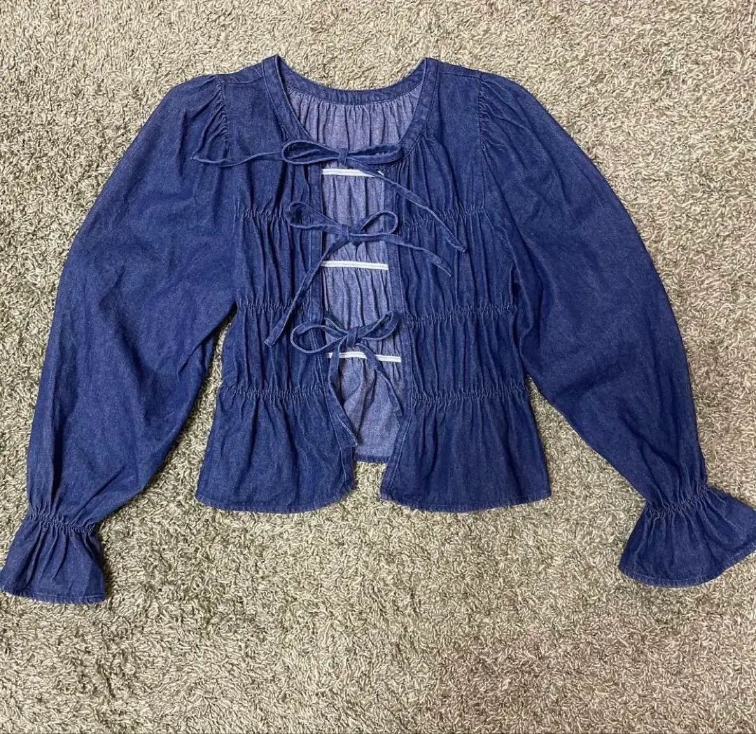 GRL 牛仔風綁帶褶皺上衣 的縮圖