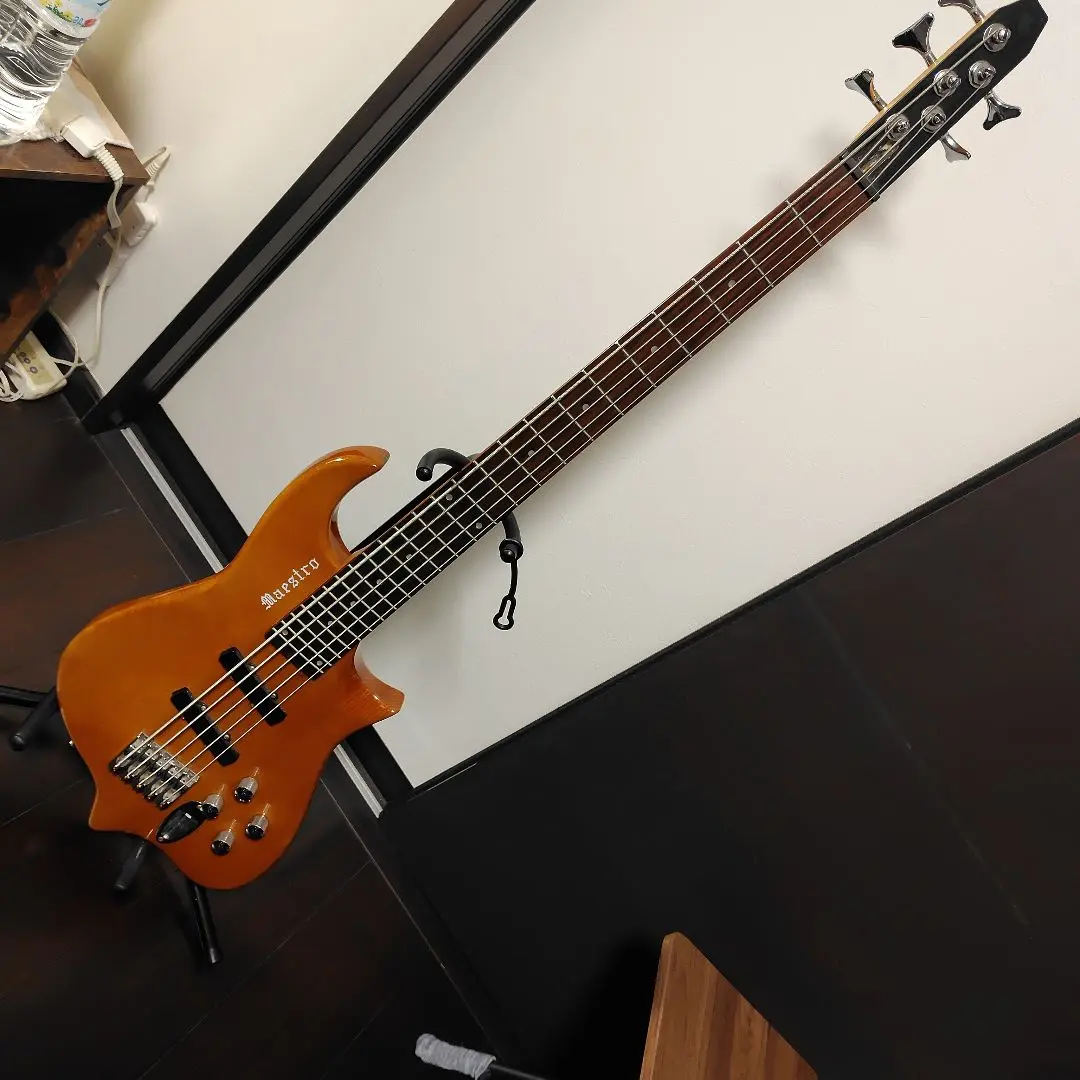路地裏の商店！ATLANSIA VICTORIA 4弦フレットレス中古 路地裏の商店様専用！ATLANSIA VICTORIA 4弦フレットレス中古