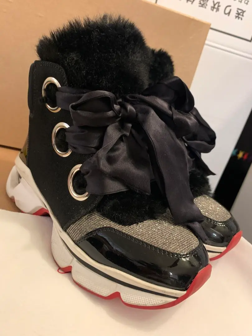 クリスチャンルブタン　ムートン　ブーツ　もこもこ 2025年最新】Christian Louboutin ムートンブーツの人気アイテム