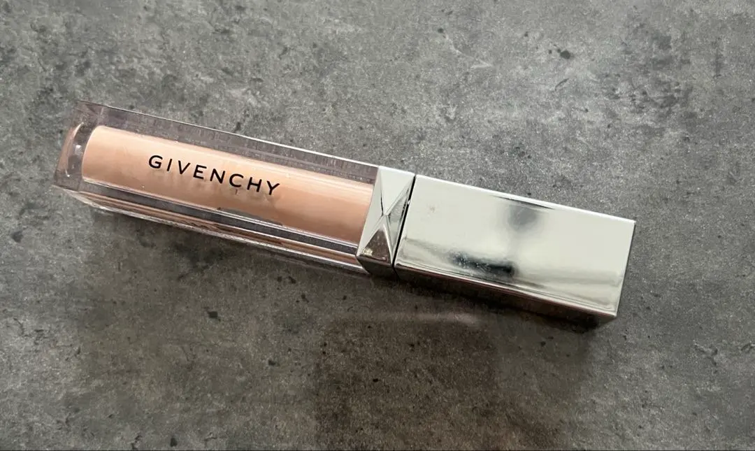 Thumbnail of GIVENCHY Teint Couture Everwear Concealer 14