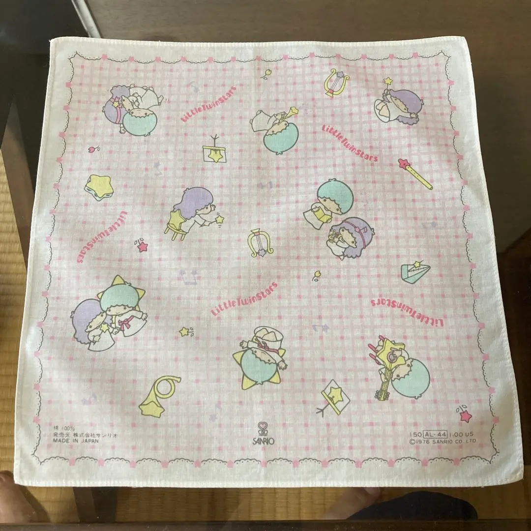 Thumbnail of Showa Retro Children's Handkerchief: Little Twin Stars (Kiki & Lala)