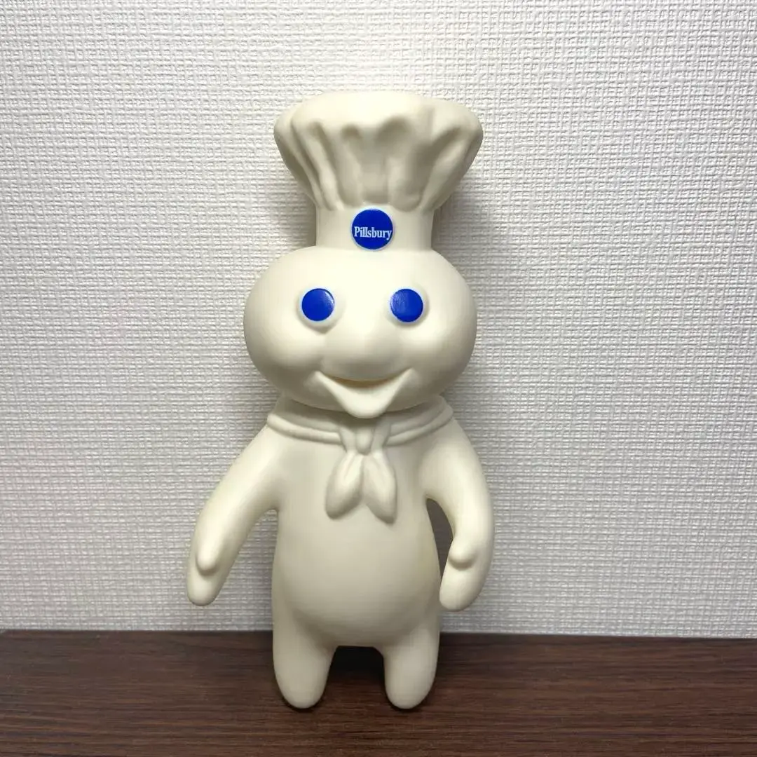 Pillsbury Doughboy ドゥボーイ 磁器製フィギュア 中国 Pillsbury Doughboy ドゥボーイ 磁器製フィギュア 中国 - メルカリ