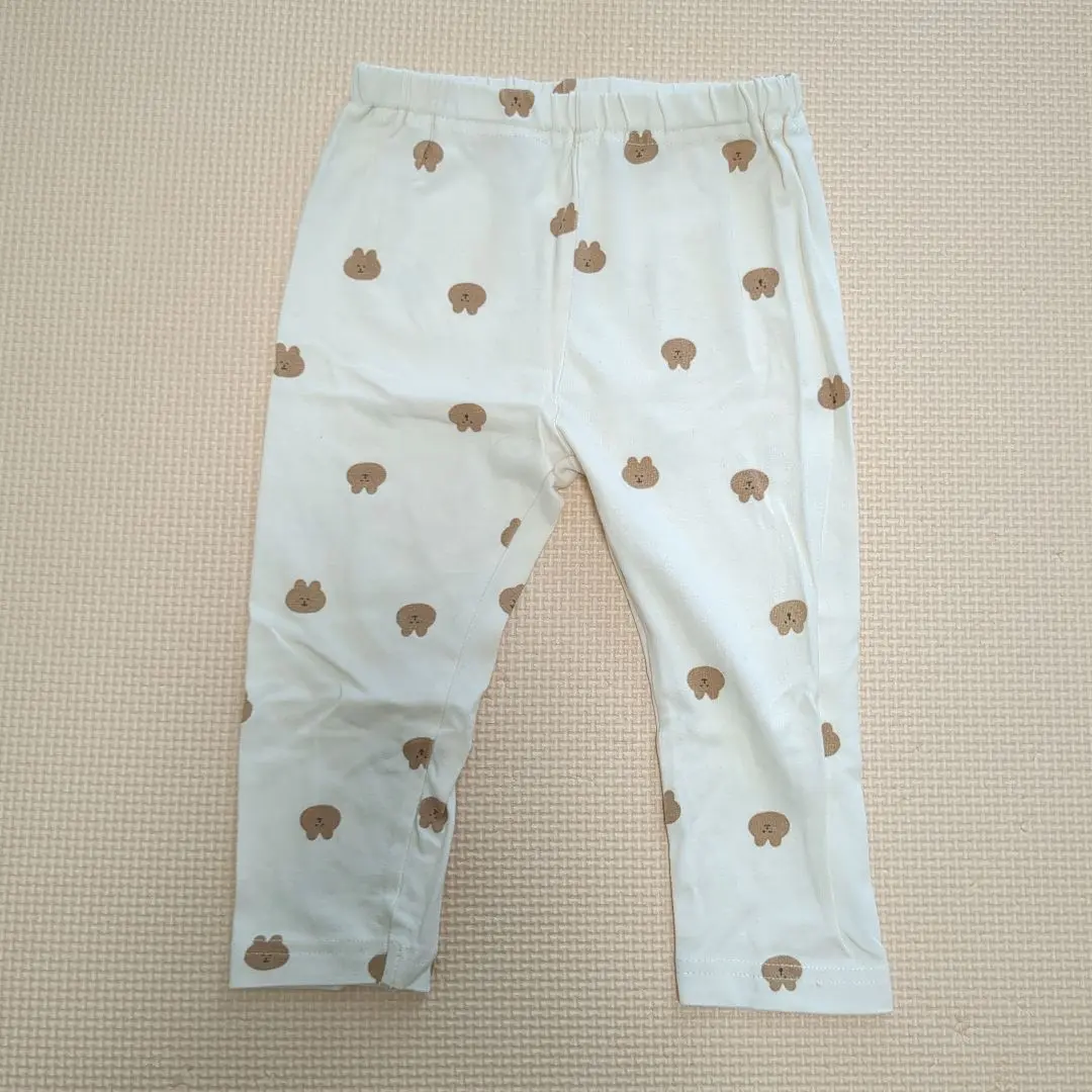 Thumbnail of White pants with a bear pattern