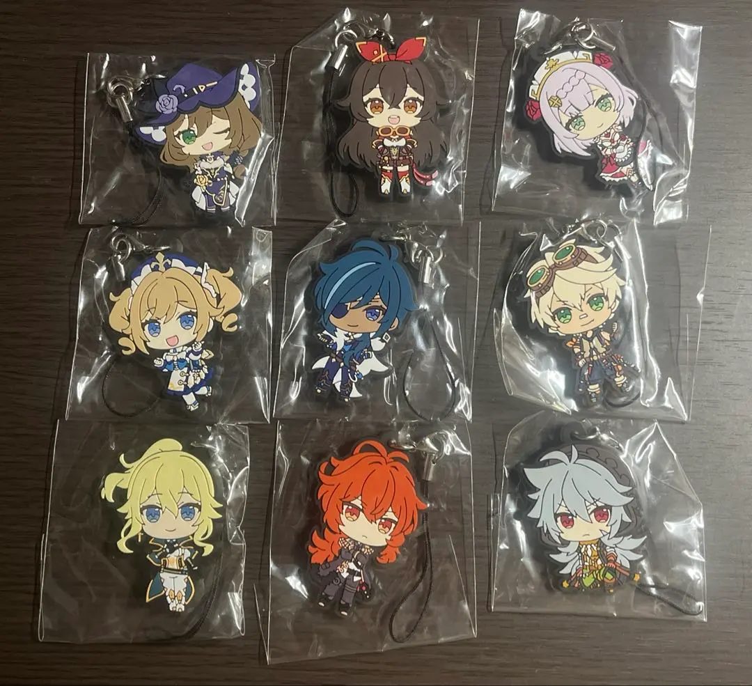 Thumbnail of Genshin Impact rubber straps, tin badges, mini figures