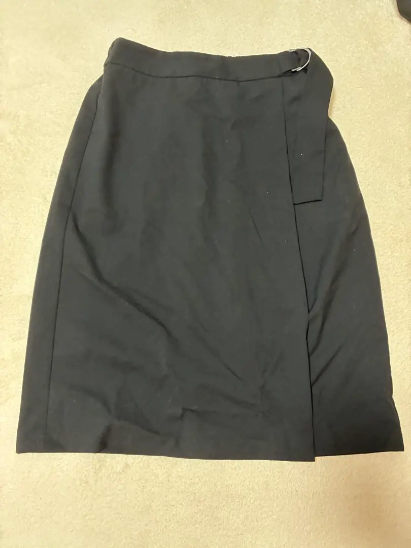 Thumbnail of 【Excellent Condition】GU Wrap Narrow Skirt Black L Knee Length