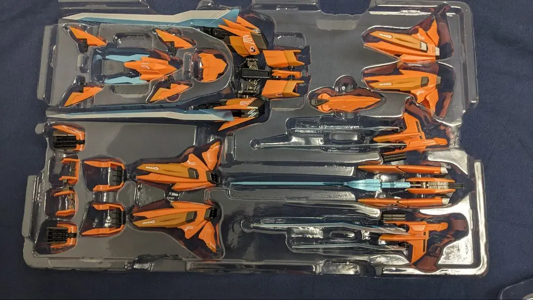 【新品未開封】HAGANEWORKS ブレードライガー 合金 ゾイド』のブレードライガーがズシリとした合金製フィギュアに