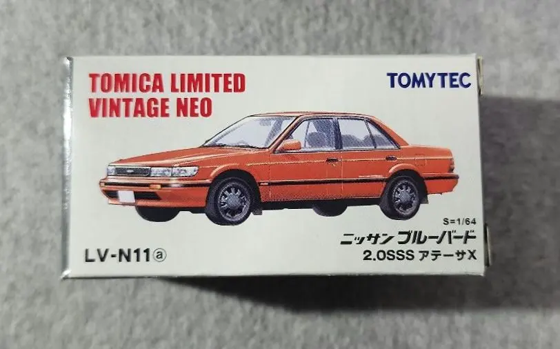 Thumbnail of Tomica Limited Vintage Neo Nissan Bluebird 2.0 SSS-Atessa X