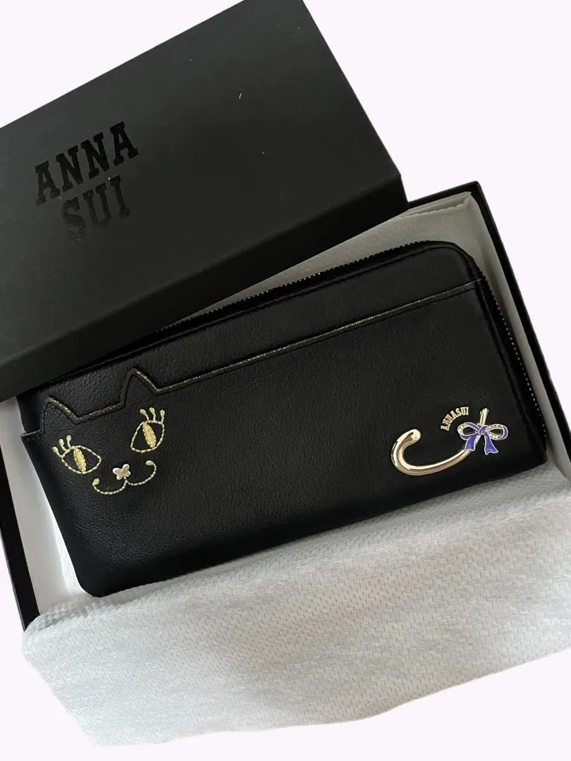 未使用　ANNA SUI アナスイ　箱付き　二つ折り財布 マイティティ　猫　黒 未使用 ANNA SUI アナスイ 箱付き 二つ折り財布 マイティティ 猫
