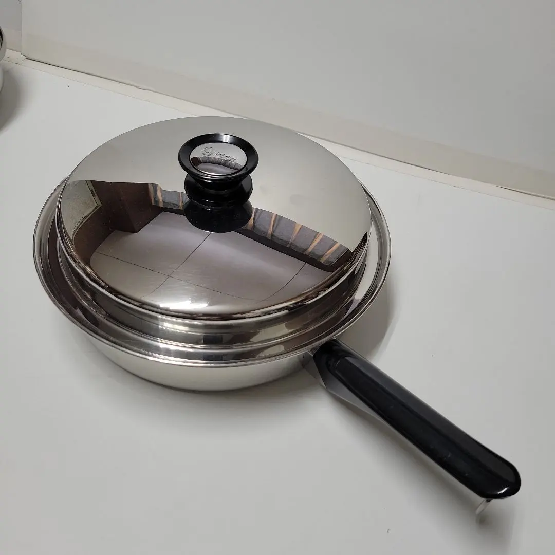 Thumbnail of Amway Queen, Stainless Steel Frying Pan 27.5cm with Lid
