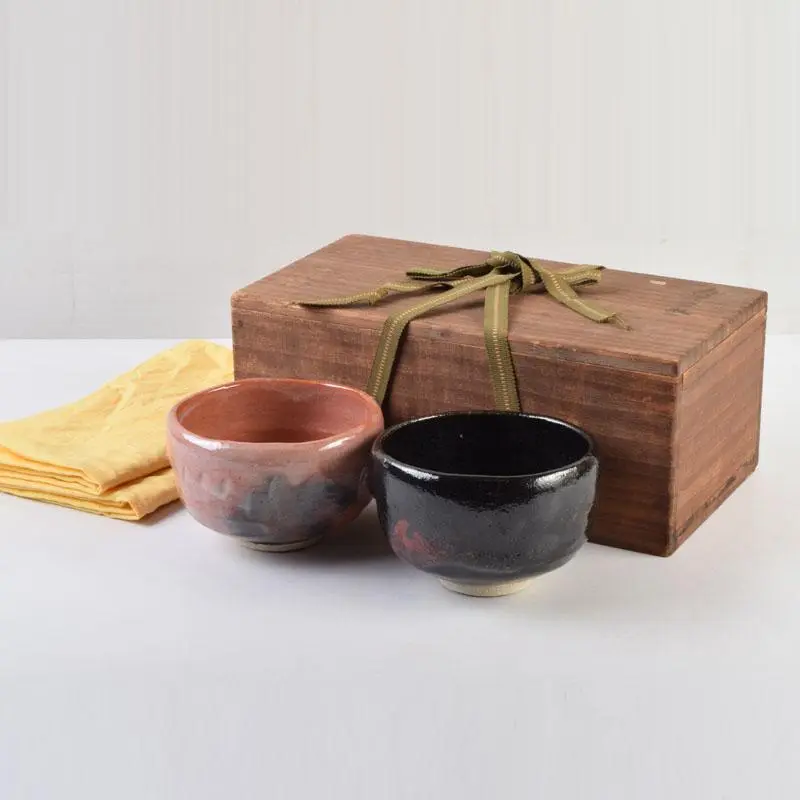 茶道具　十一代楽吉左衛門　慶入造　黒楽茶碗　時代箱　M　R6402 Amazon.co.jp: 茶道具 楽吉左衛門 了入造 黒楽茶碗 共箱 二重箱