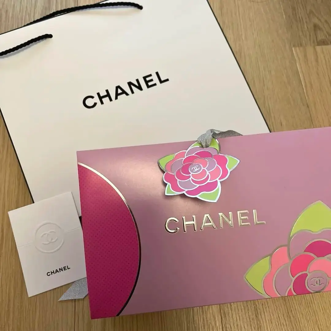 ❣️CHANEL2024年♡母の日限定カメリア未使用お箱入り＆おリボン❣️ 2025年最新】母の日限定カメリアの人気アイテム - メルカリ