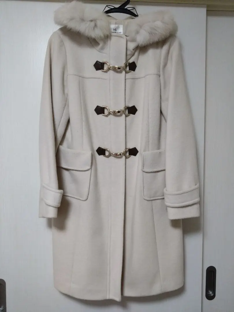 新品MEW'S REFINED CLOTHES フードファーダッフルコート Mews Refined clothes ダッフルコート フードフォックスファー