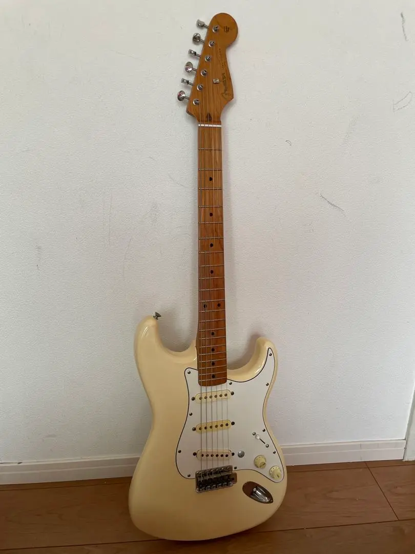 Squier by Fender SONIC STRATOCASTER LEFT-HANDED Maple