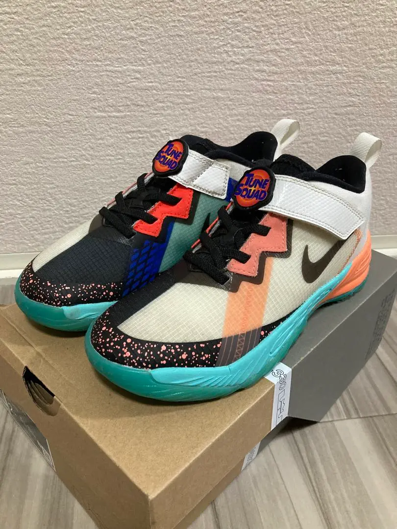 NIKE - レブロン17LOW 破格！今月まで 国内3月15日発売予定】ナイキ レブロン 17 ロー 