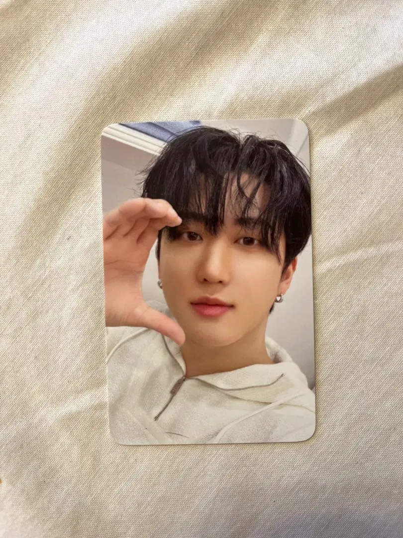 Thumbnail of Changbin (of Stray Kids) trading card
