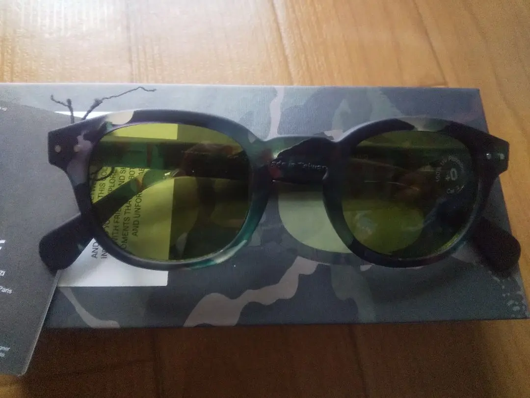 新品未使用ENGINEERED GARMENTS × IZIPIZI CAMO柄 エンジニアードガーメンツ EG x IZIPIZI Sun #C camo 小物
