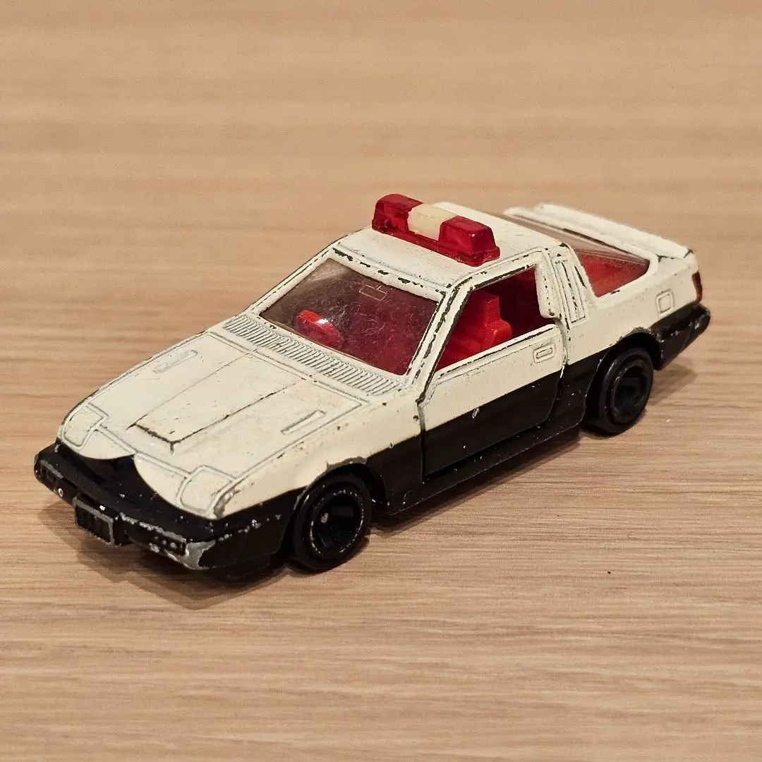 2025年最新】トミカ スタリオン パトカーの人気アイテム - メルカリ