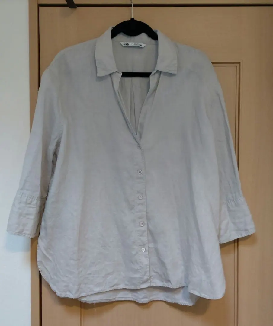Thumbnail of ZARA Light Gray 3/4 Sleeve Shirt 【100% Linen】
