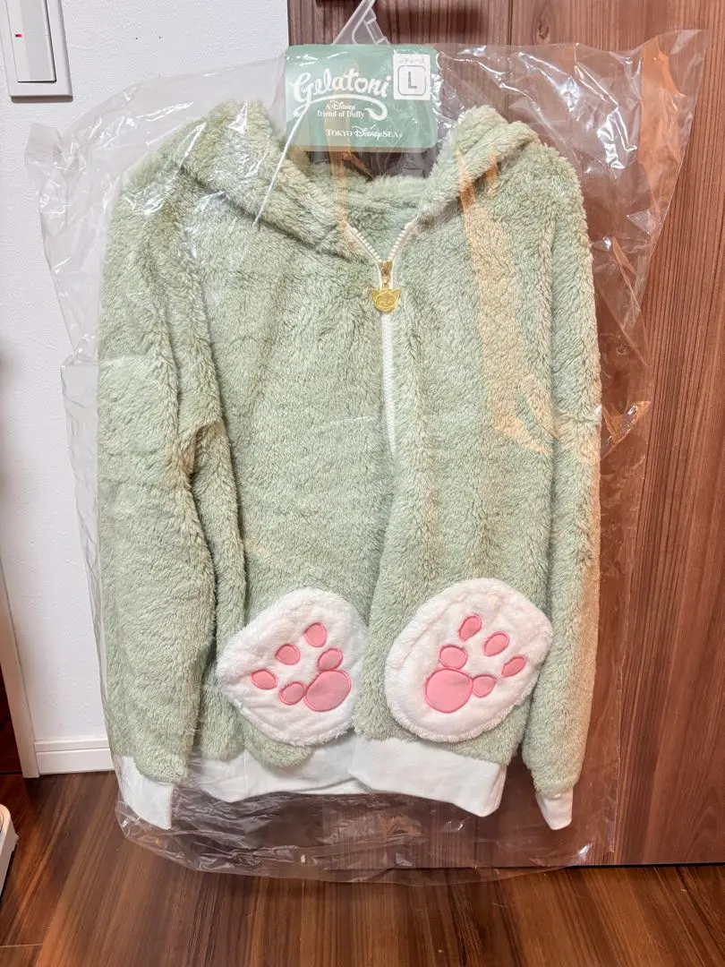 東京ディズニーシー　ジェラトーニ　パーカー Lサイズ【販売終了品】 東京ディズニーシー ジェラトーニ パーカー Lサイズ【販売終了品】