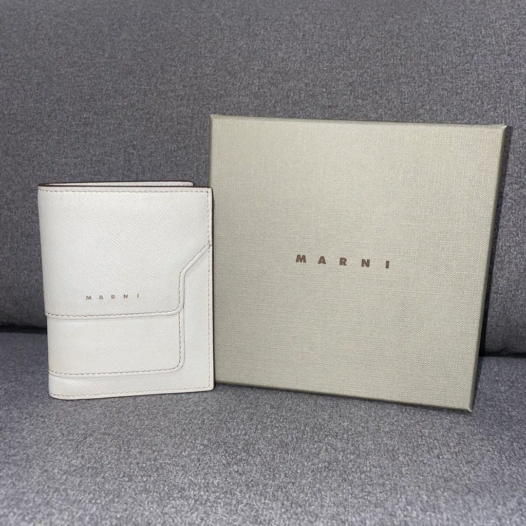公式販売終了カラー マルニMarni サフィアーノレザー カードケース 名刺入れ 2025年最新】marni カードケースの人気アイテム - メルカリ