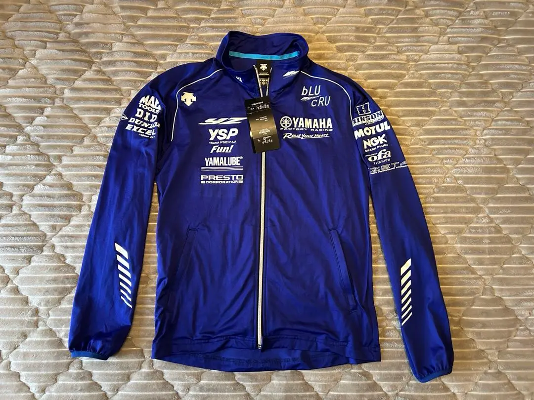 YAMAHA motoGP　ファクトリーレーシング公式ジャケット XL　デサント Yahoo!オークション - YAMAHA × DESCENTE ヤマハ ファクトリー