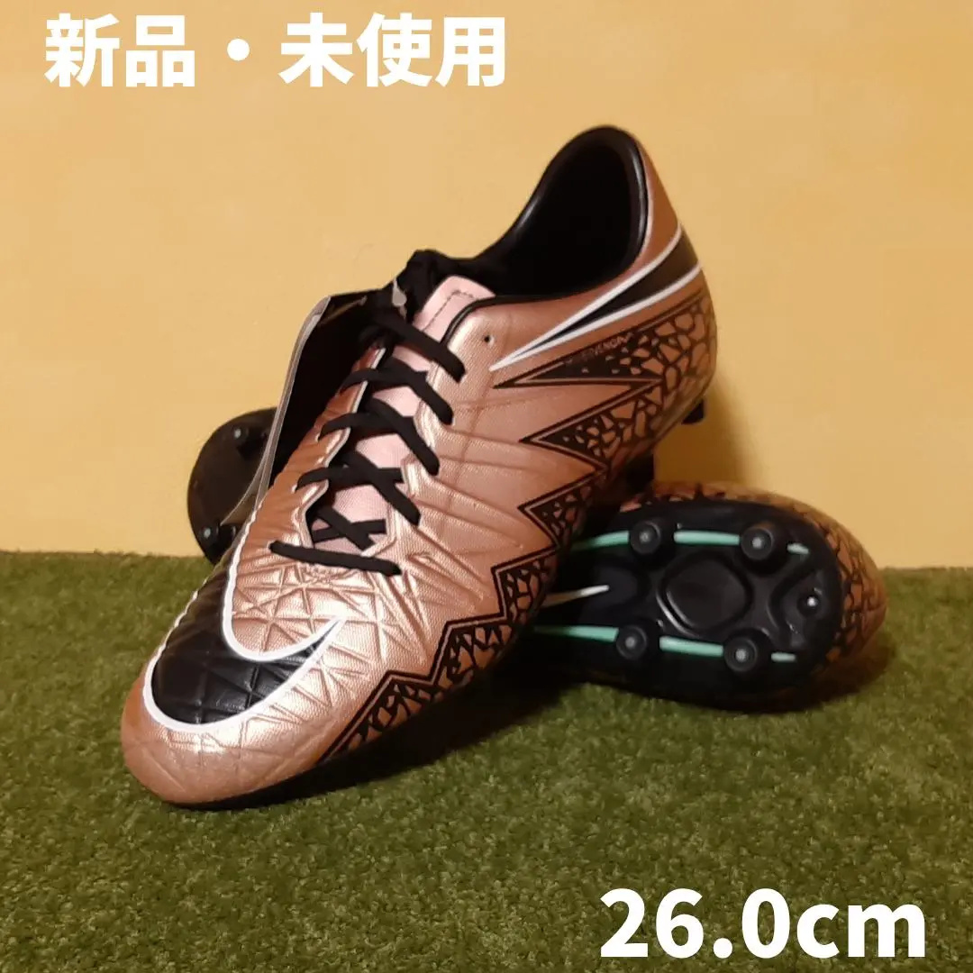 新品タグ付き◎送料込み/匿名配送◎ ナイキ ハイパーヴェノム ファタル III NIKE ナイキ ハイパーヴェノム ファタル Ⅲ DF AG-PRO（レッド