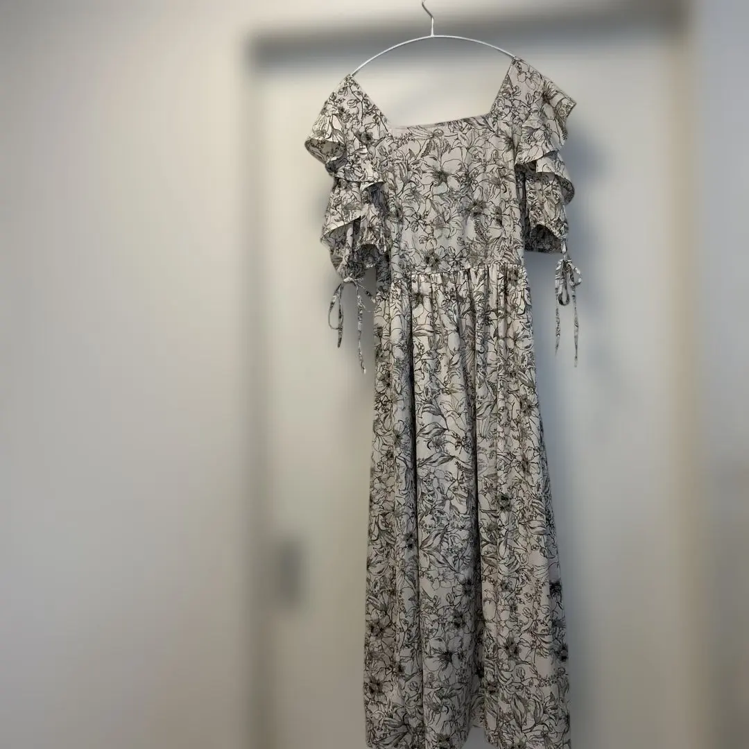 方領 連衣裙 短袖 的縮圖