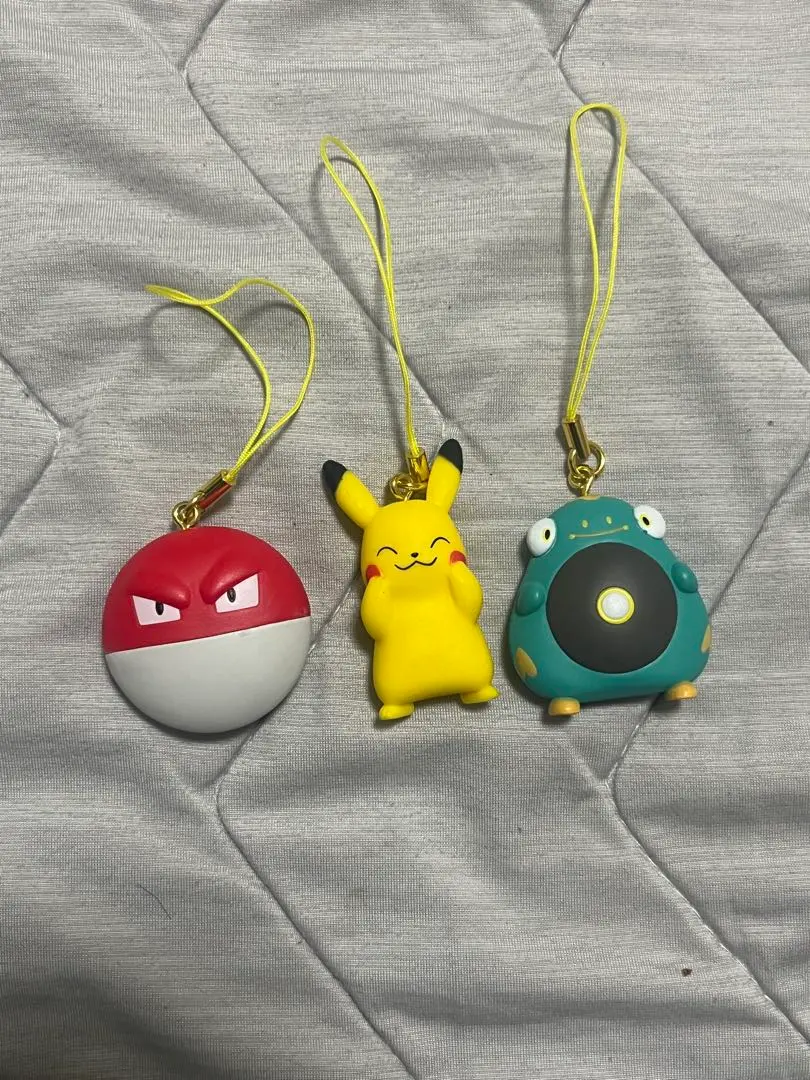 Thumbnail of Pokemon Gashapon Keychain Pikachu Voltorb Harabarie Set