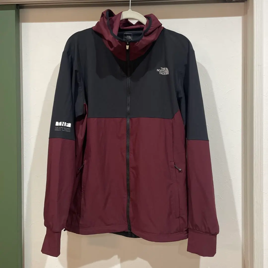 未使用品 THE NORTH FACE ザ・ノース・フェイスNP21703／Mountain Softshell Hoodie マウンテンパーカー サイズM THE NORTH FACE ノースフェイス NP21703 国内正規品 Mountain