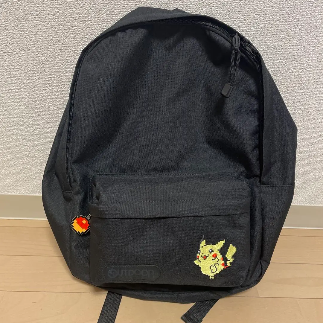 値下げ中【匿名配送】新品 ポケモン OUTDOOR 金銀 ピカチュウ デイバッグ 値下げ中【匿名配送】新品 ポケモン OUTDOOR 金銀 ピカチュウ