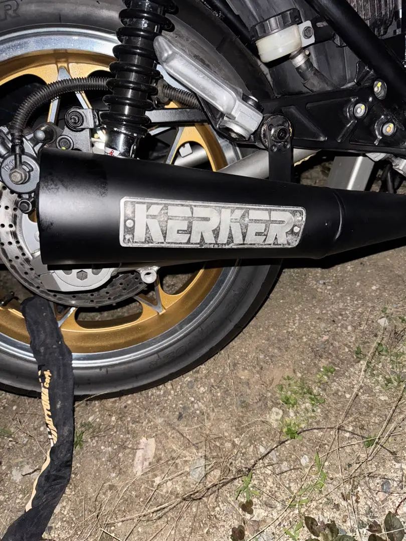 kerker マフラー　カーカー　zrx400用　フルエキゾーストマフラー zrx400 カーカー KERKER フルエキゾーストメガホンマフラー