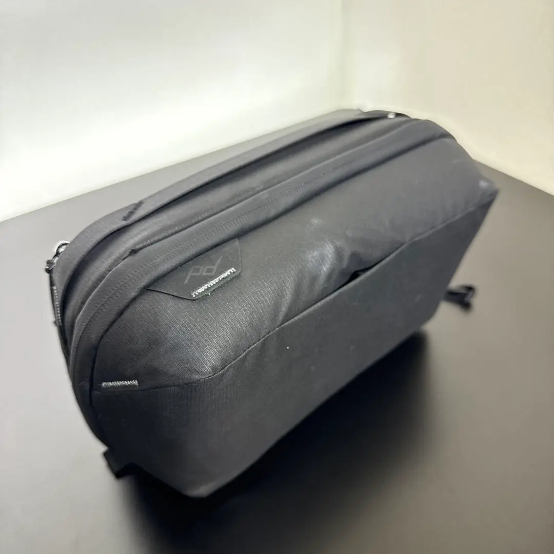 【美品】ピークテザイン ウォッシュポーチ  ブラック グレー ガジェット ケース ウォッシュポーチ WASH POUCH – Peak Design | ピークデザインの