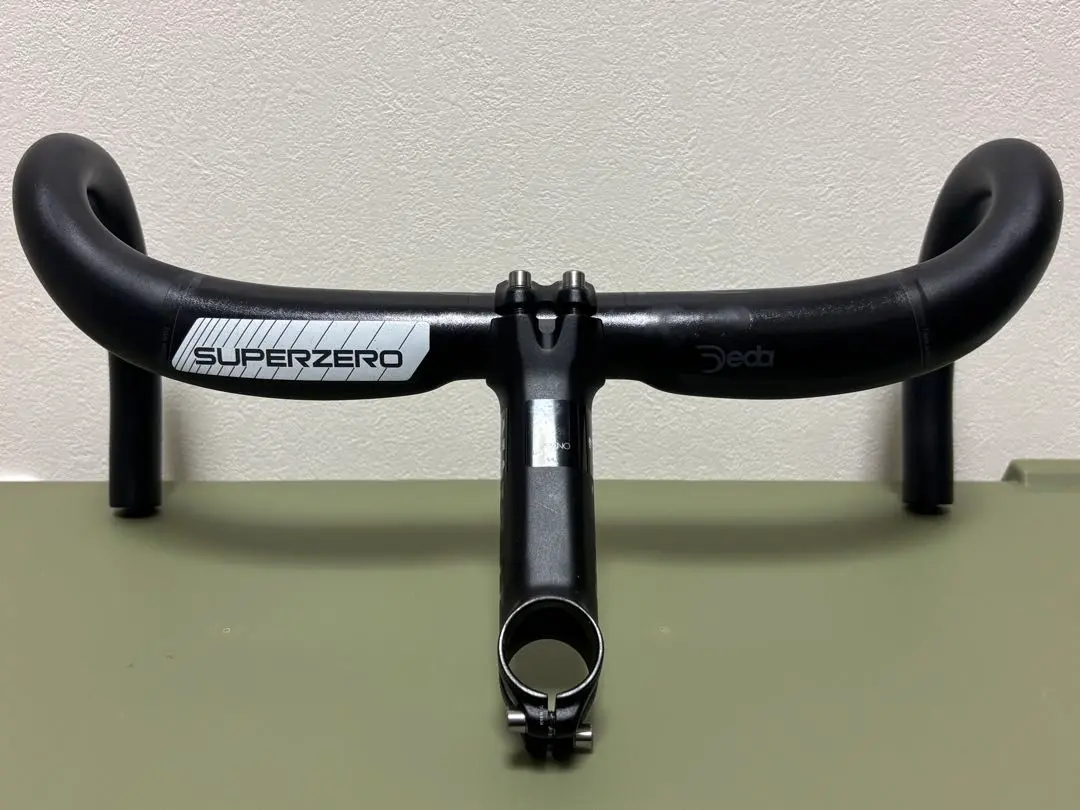 フィジークのハンドル「Cyrano(シラノ) 00」レビュー。完成車の