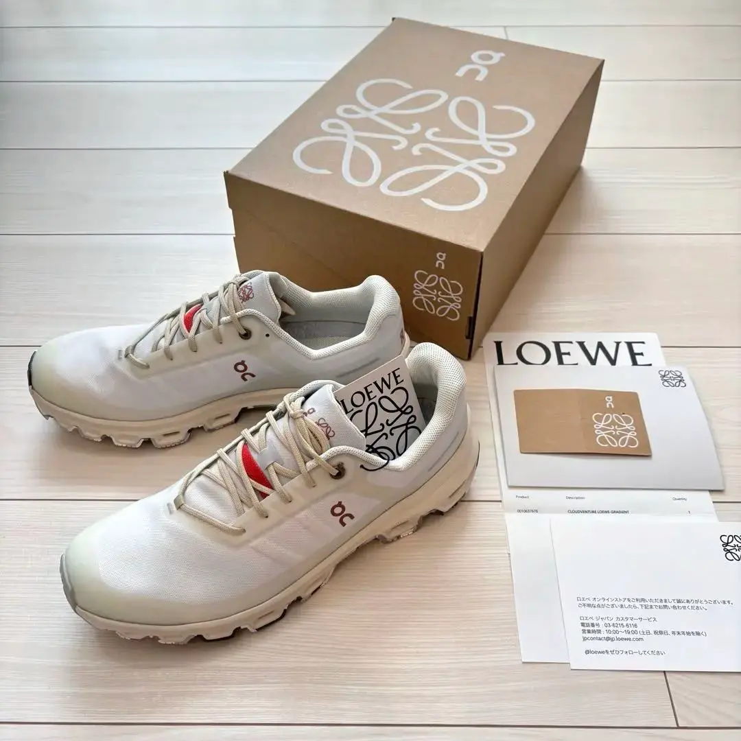 【完売間近！】LOEWE×ON クラウドベンチャー2.0 スニーカー クラウドベンチャー 2.0 スニーカー グレー - LOEWE
