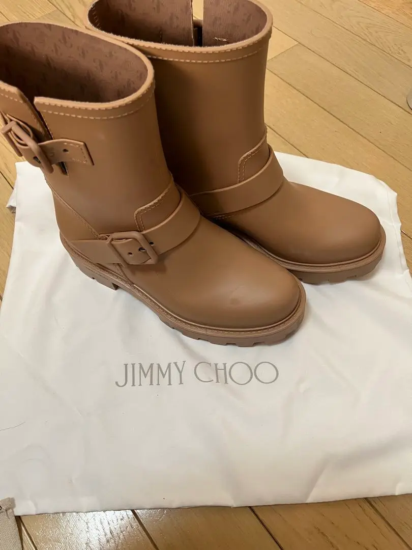 2025年最新】JIMMYCHOOレインシューズの人気アイテム - メルカリ