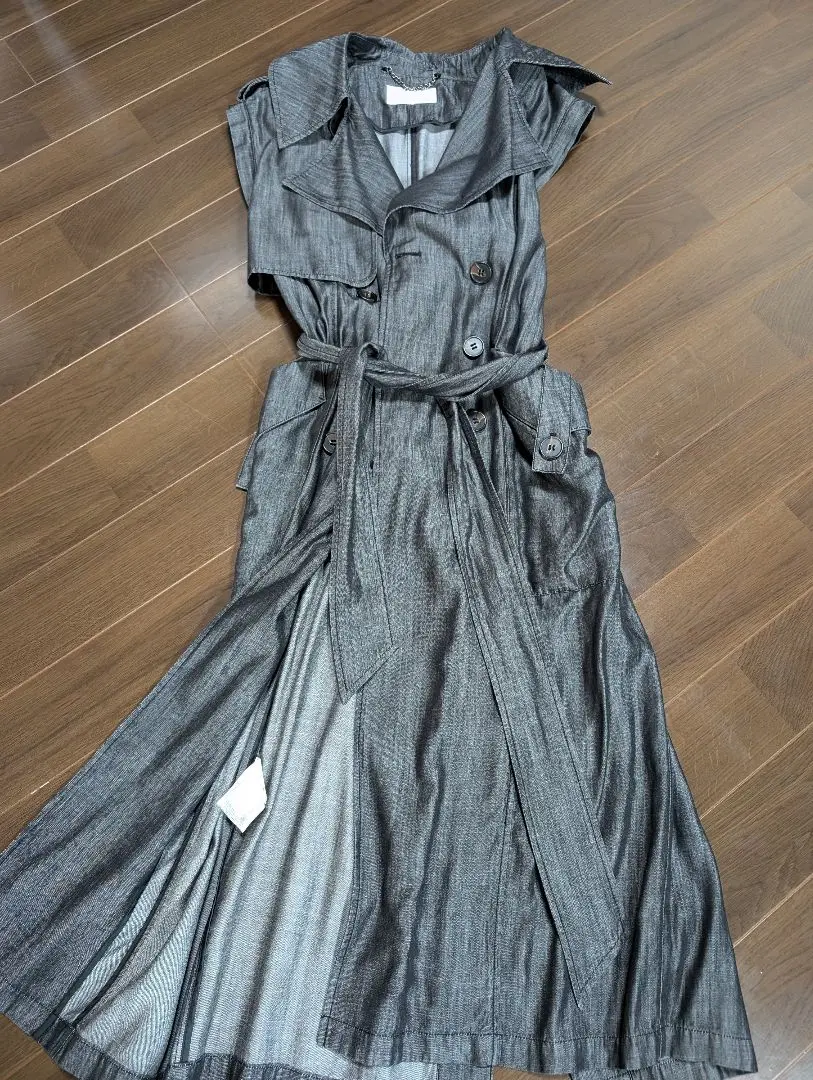BCBG maxazria 美品 トレンチコート 裾広がり ティアード ブラック 2025年最新】BCBGMAXAZRIA トレンチコート・スプリングコートの