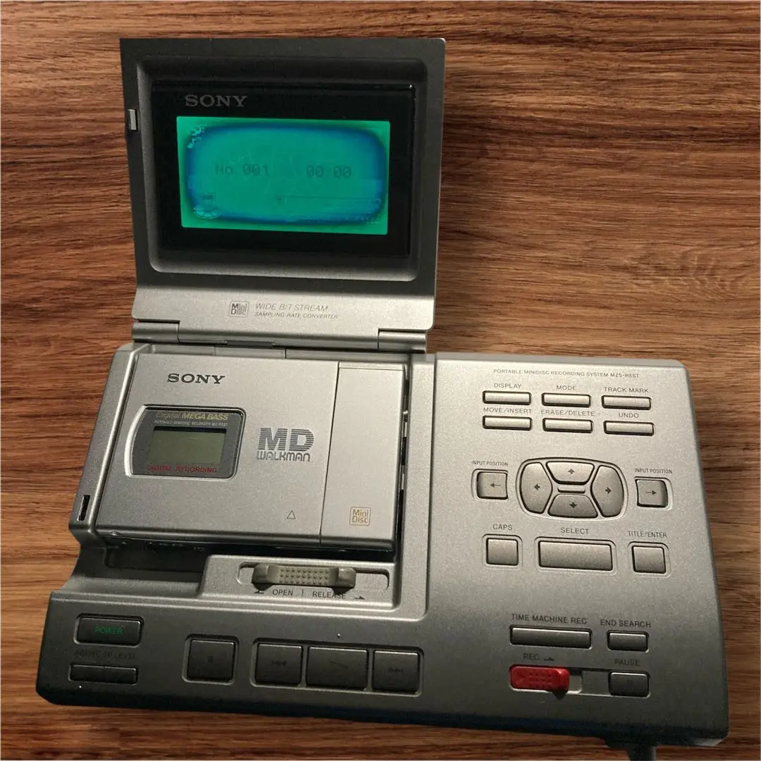 【ジャンク品】SONY　ポータブルミニディスク  MZS-R5ST Review - Sony MiniDisc Recorder MZ-R5ST | MDCon
