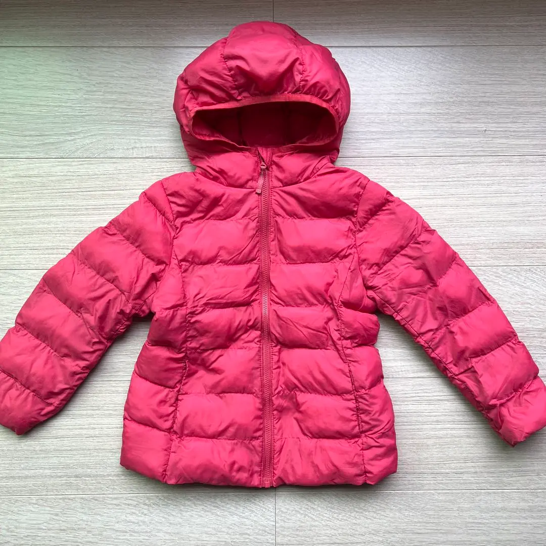 UNIQLO 連帽中棉外套 110碼 粉紅色 的縮圖