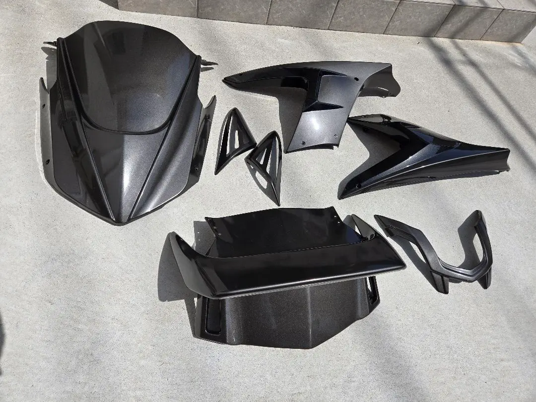 パ*ン様 ホンダ 純正 フュージョン 初期 カウル 外装 パールホワイト mf0 250ccスクーター「ホンダフュージョンSE」のカラーリングを変更