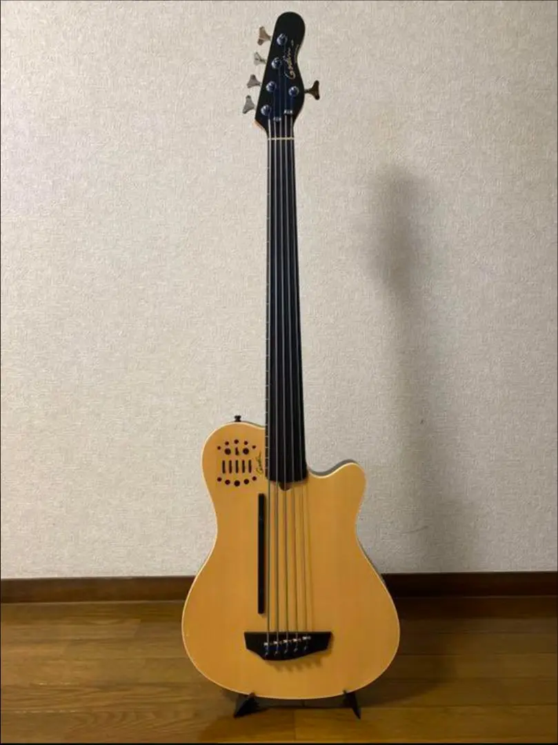 【5/7まで値下】ゴダン A4 フレットレスベース Amazon | Godin (ゴダン) 4弦 フレットレス ベース A4 Ultra