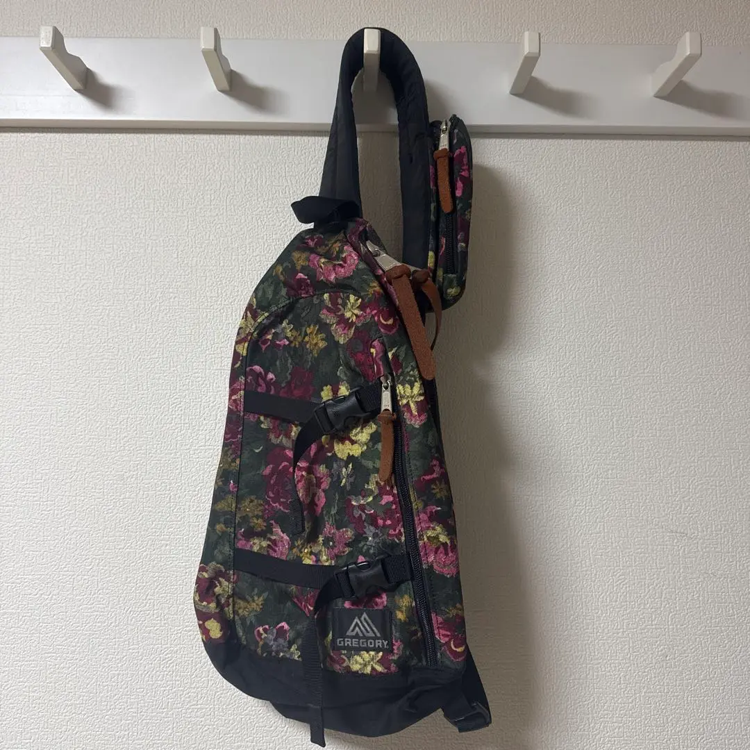 限界価格⭐︎【激レア×限定品】GREGORY スピンスリング ルナミスタペストリー セール】スピンスリング SPIN SLING V2 グレー/パープル（ボディ