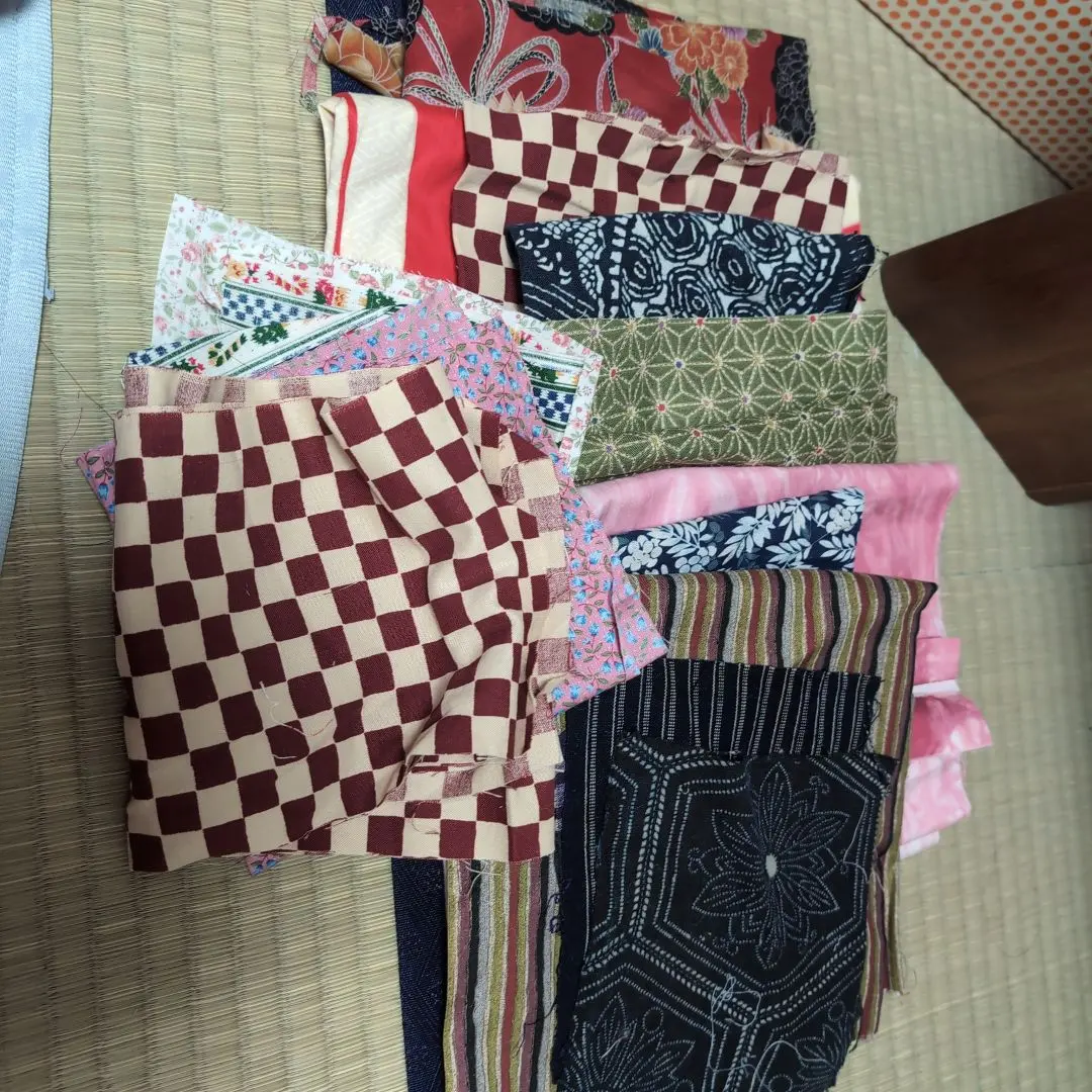 Thumbnail of Scraps of cloth