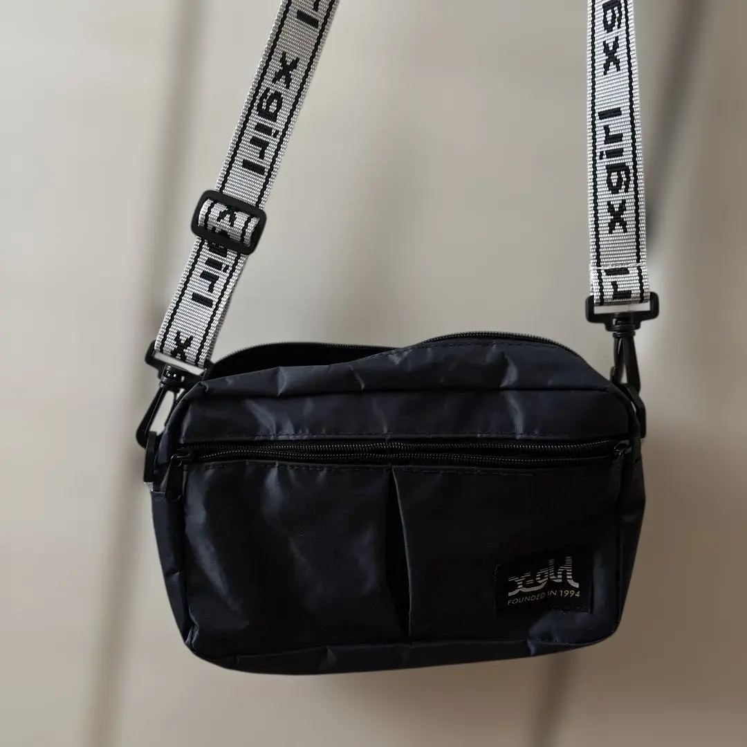 xgirl 藍色肩背包 的縮圖