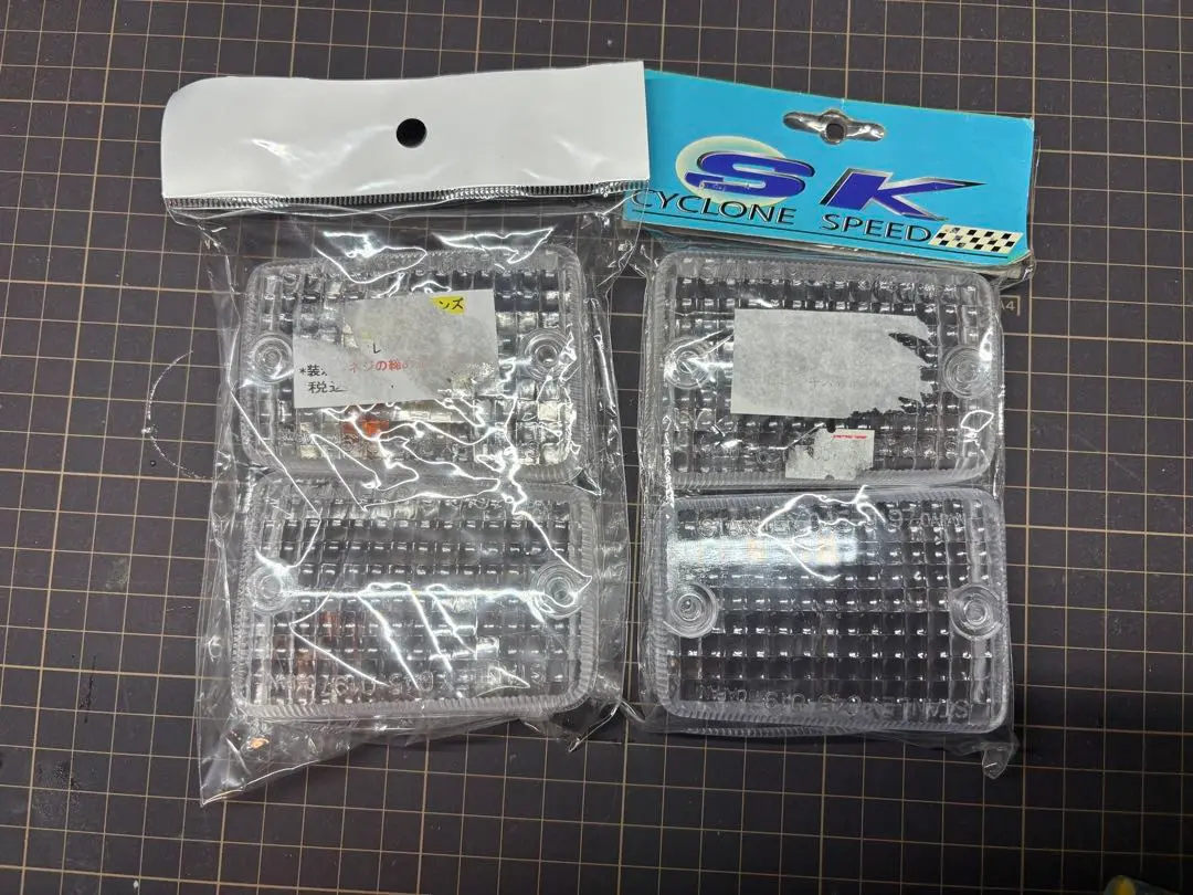 スーパーカブ　シャリィ　ウインカーレンズ　黄ばみ　角目カブ　角目シャリー　クリア c50 スーパーカブ CF50シャリー ウインカーレンズ ライト