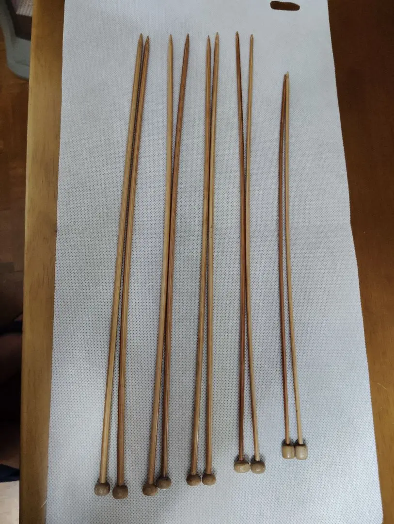 Thumbnail of Set of 5 pairs of knitting needles