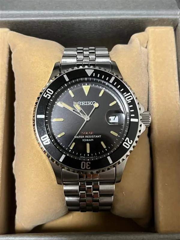 SEIKO セイコー 流通限定モデル ソーラー SZEV012 V157-HAD0